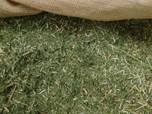 Load image into Gallery viewer, 2kg Organic Lucerne (Alfalfa) chaff Rabbit ginea pig chickens ducks feed