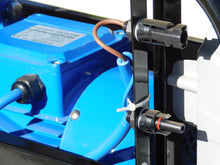 Load image into Gallery viewer, AC/DC Surface Solar water pump 3HP 2200W