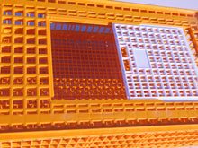 Load image into Gallery viewer, POULTRY CHICKEN TRANSPORT CRATE
