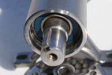 Load image into Gallery viewer, #32 HAND MANUAL COMMERCIAL MEAT MINCER- STAINLESS, ALUMINIUM OR CAST