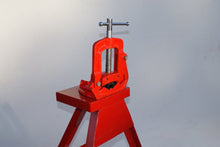 Load image into Gallery viewer, FOLDABLE HINGED VICE STAND