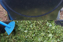 Load image into Gallery viewer, GRASS CUTTER CHOPPER ANIMAL POULTRY FEED