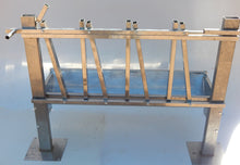 Load image into Gallery viewer, 4 HEAD GOAT/ SHEEP MILKING STAND
