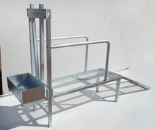 Load image into Gallery viewer, MILKING GOAT/ SHEEP STAND