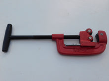 Load image into Gallery viewer, Heavy Duty Pipe Cutter 1/2&quot; - 2&quot; Plumbing Tube- made in India
