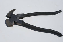 Load image into Gallery viewer, FENCING WIRE PLIERS 10&quot; HAMMER HEAD
